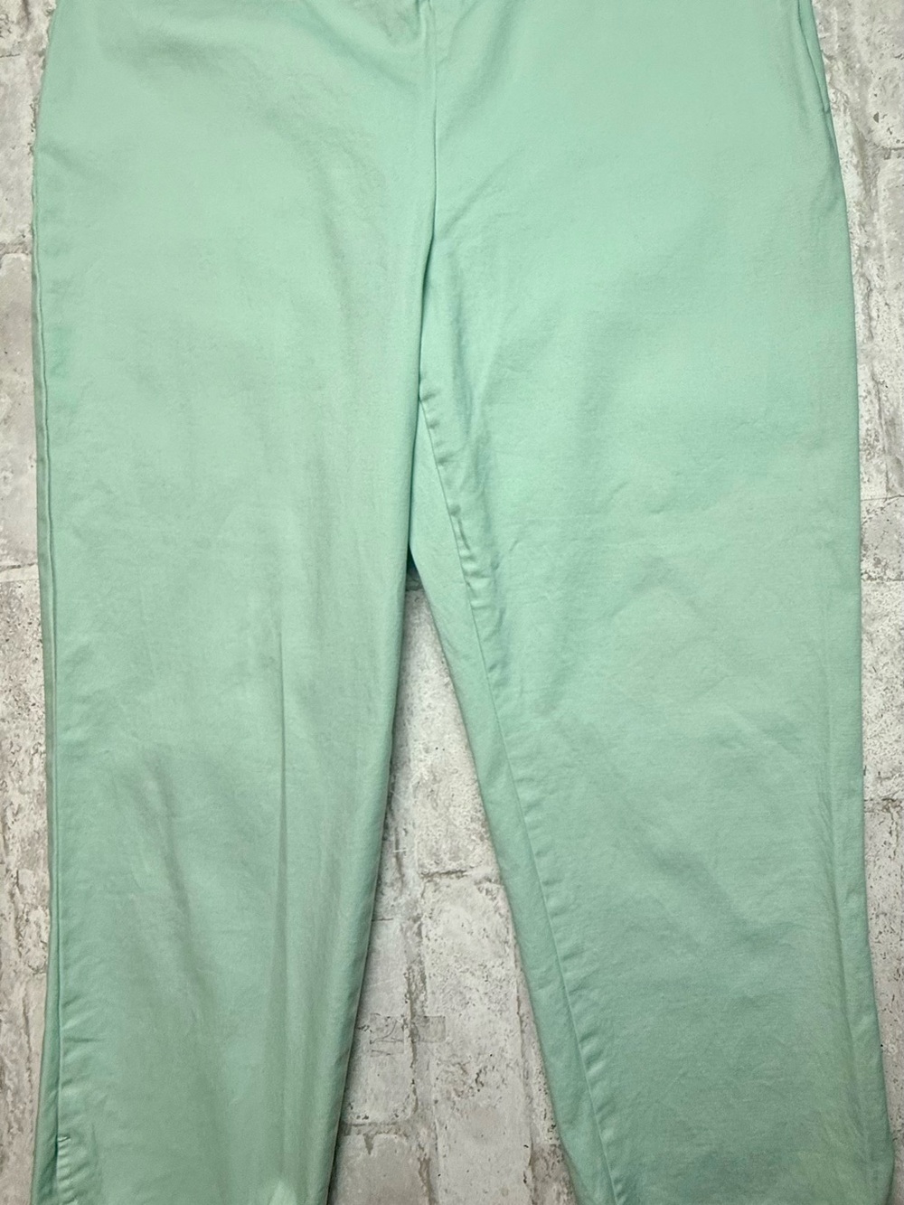 Talbots Heritage Crop Pants Mint Green EUC 8P 😍
